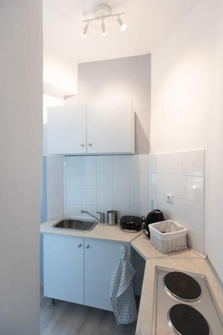 Όμορφο Στούντιο Στο Κέντρο Της Πόλης. Apartment Larissa Exterior photo
